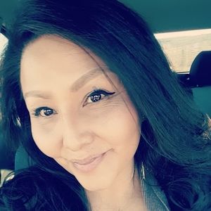 Meet your Posher, Nora